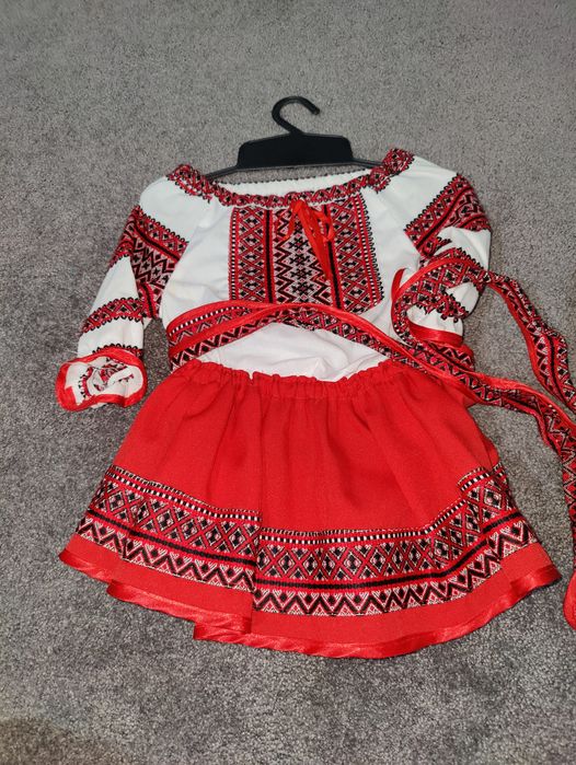 Costum traditional,1-2 ani.