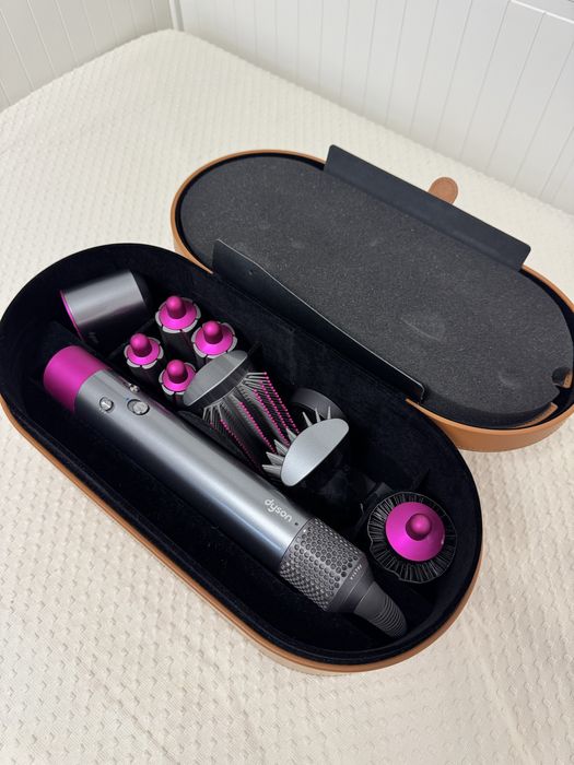 Dyson airwrap in stare foarte buna