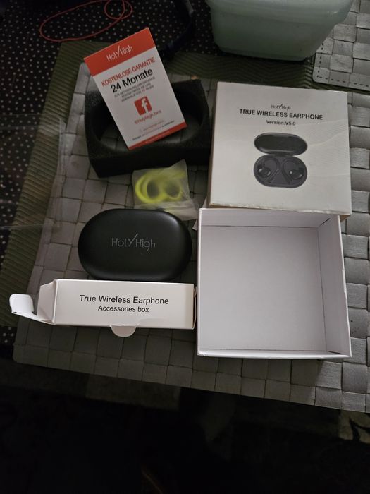 Casti bluetooth noua