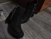 Botine cu toc...