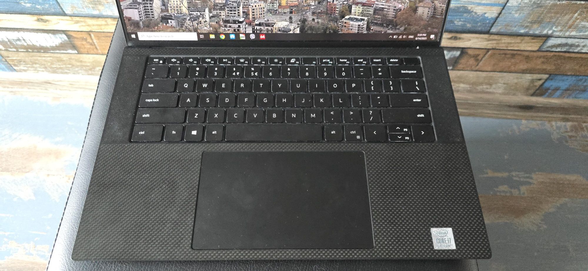 Лаптоп Dell precision 5550 i7 10750h 1tb samsung 990 evo plus 32gb ram