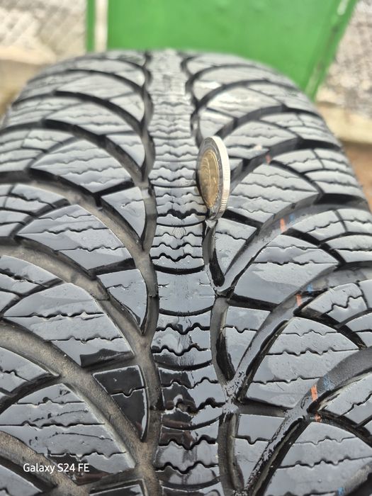 Зимни гуми   185/65/15  перфектни