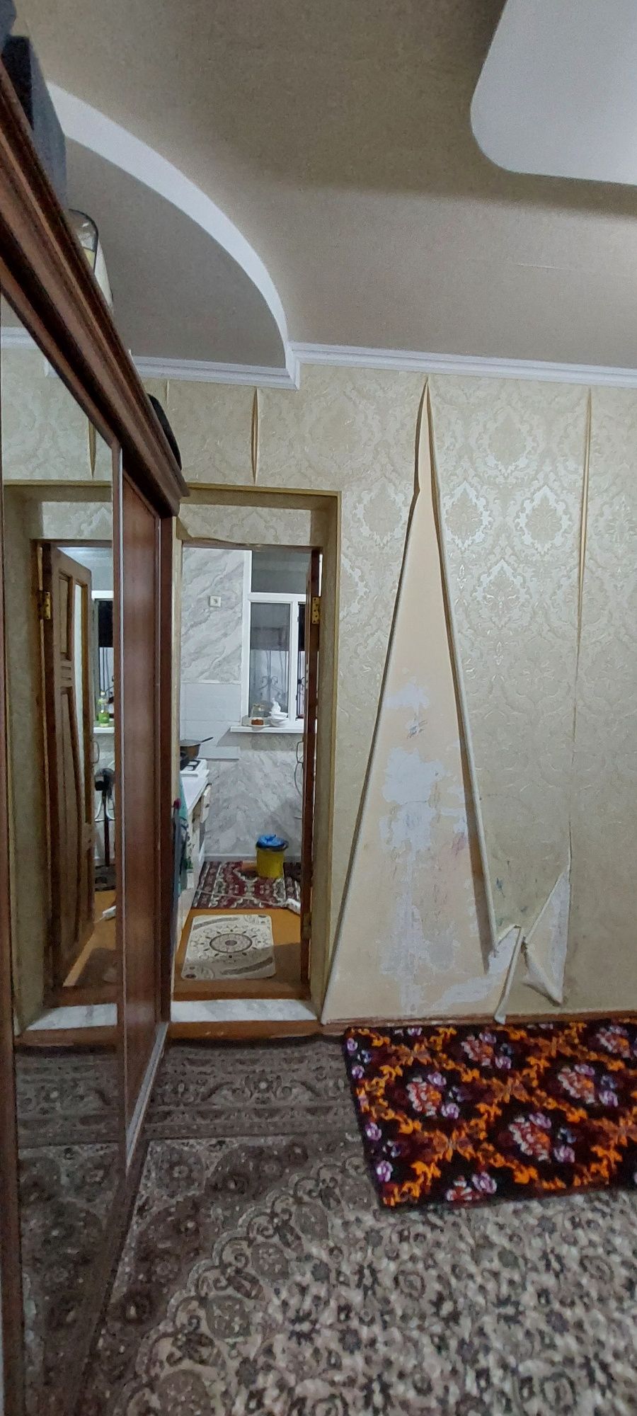 1²/5/5. Сергели 4. Квартира 38 м². Переделана в 2-х ком. Метро - 1 км