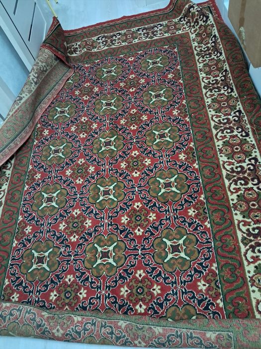 Продам б/у советский ковёр 2×3