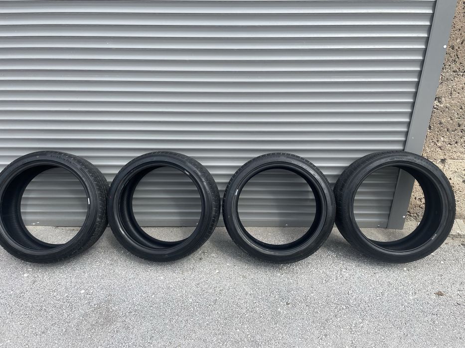 Продавам 4 бр. зимни гуми Gripmax 225/40 R19