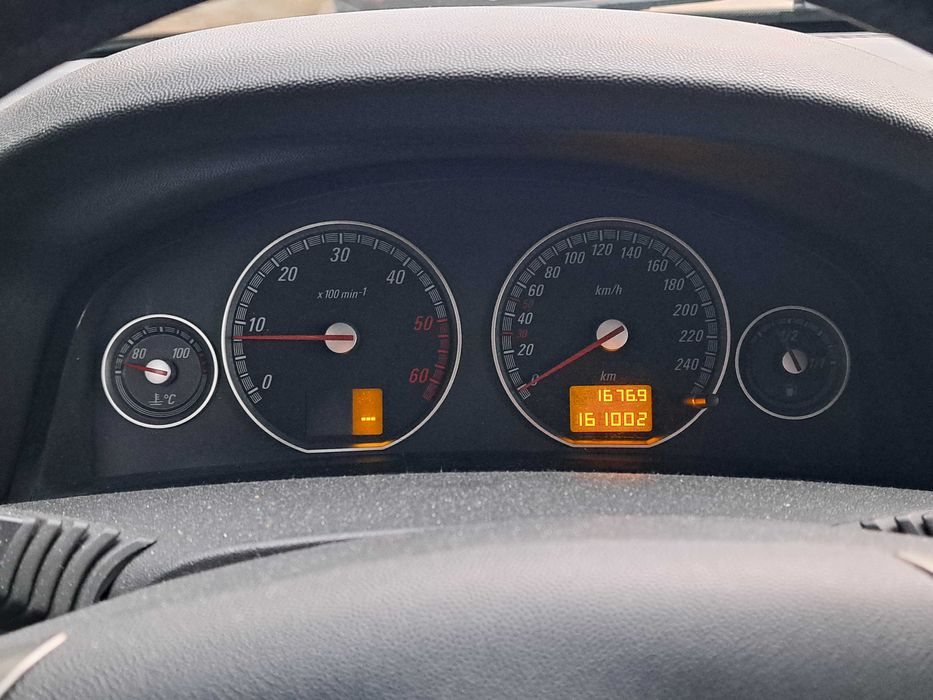 Opel Vectra C 2.2 GTS, дизел, 2003год.