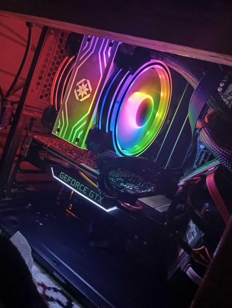 z370 gigabyte +i5 9400f gtx 1660ti geym keys