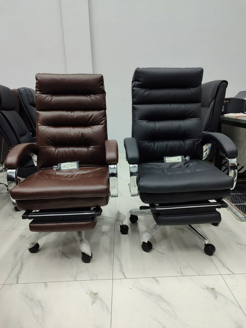 Офисное кресло для руководителя модель 35