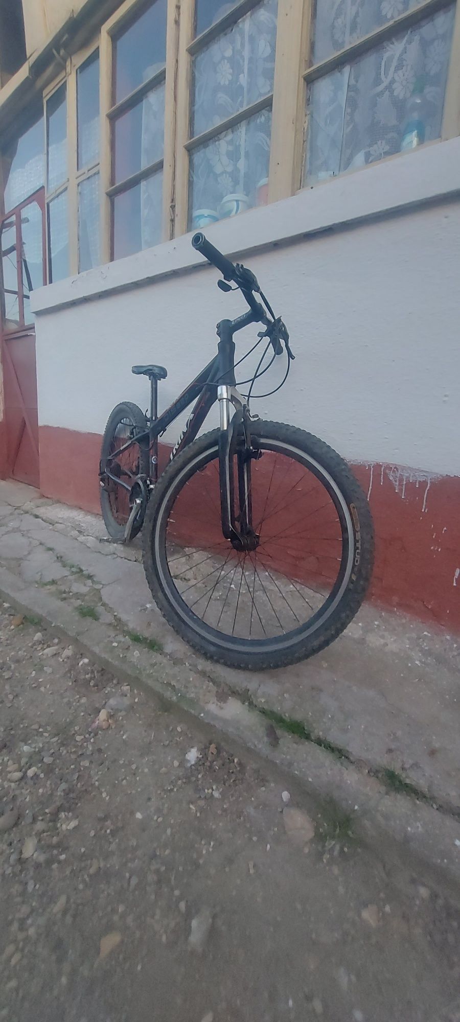 Bicicleta TRINX HT