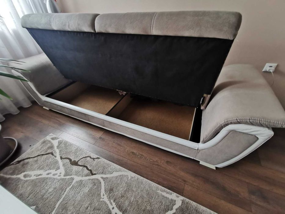 Диван с функция сън и ракла