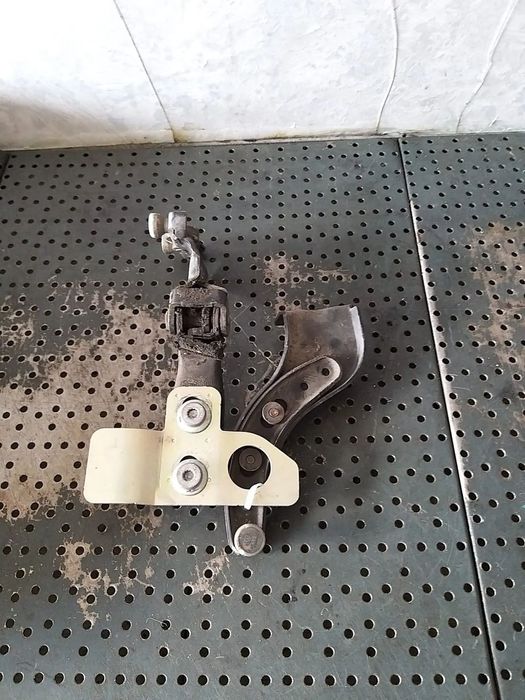 Rola usa culisanta ghidaj role dreapta vw caddy 3 2k0843336a