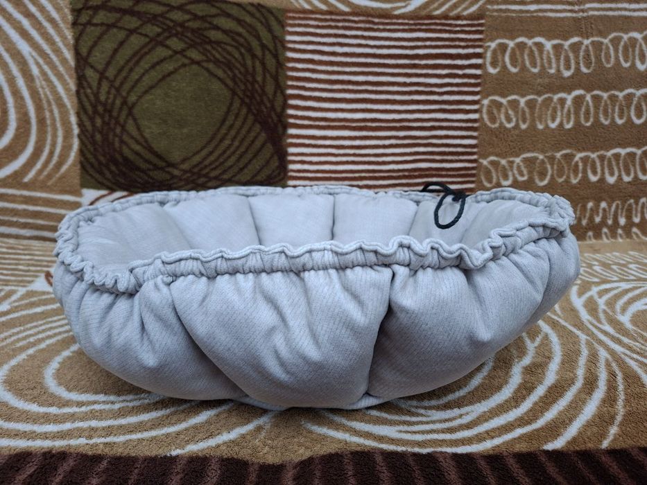 Лежанка для декоративных собачек