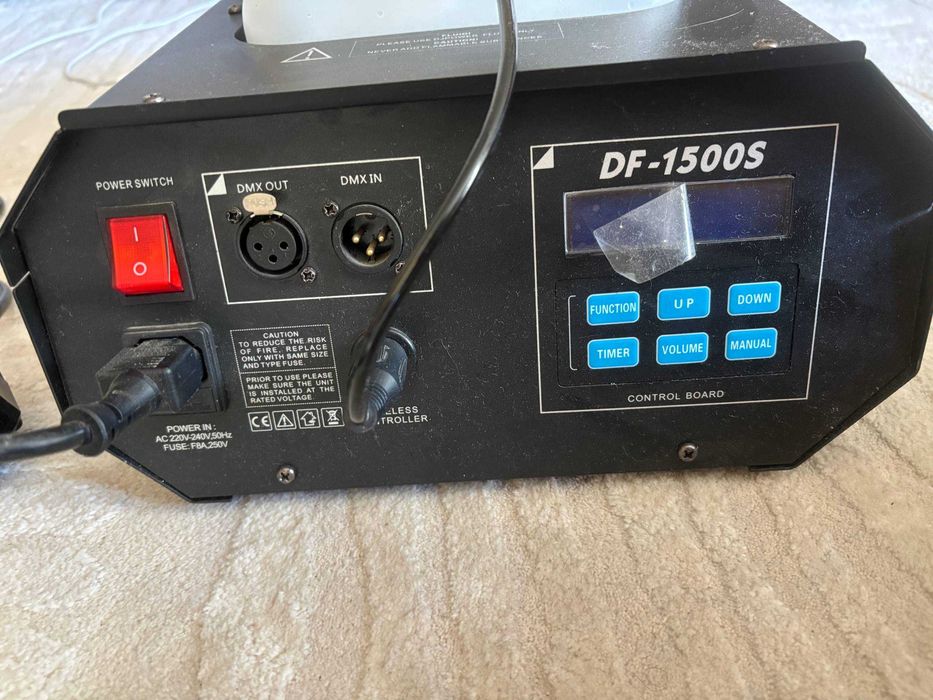 Продам дым машину DJ Power DF-1500S