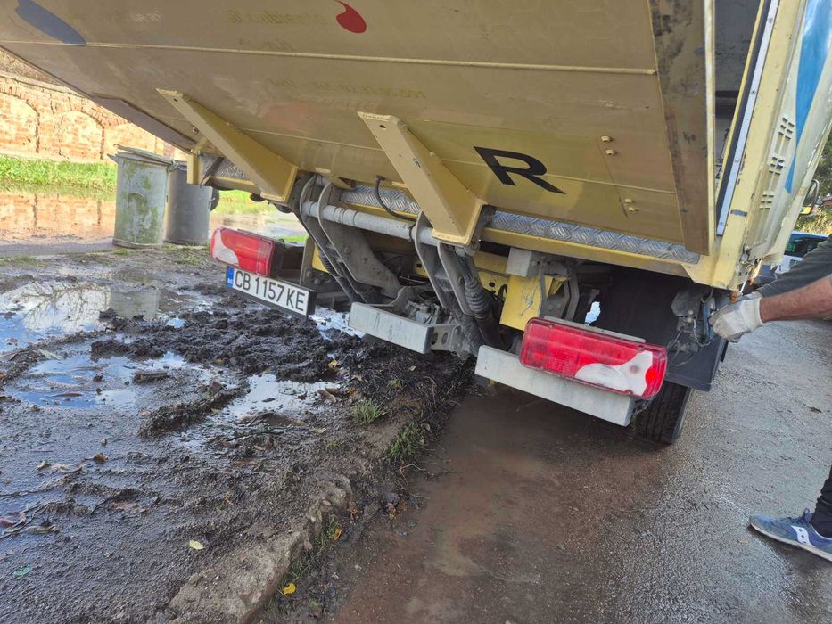 Падащ борд за камион