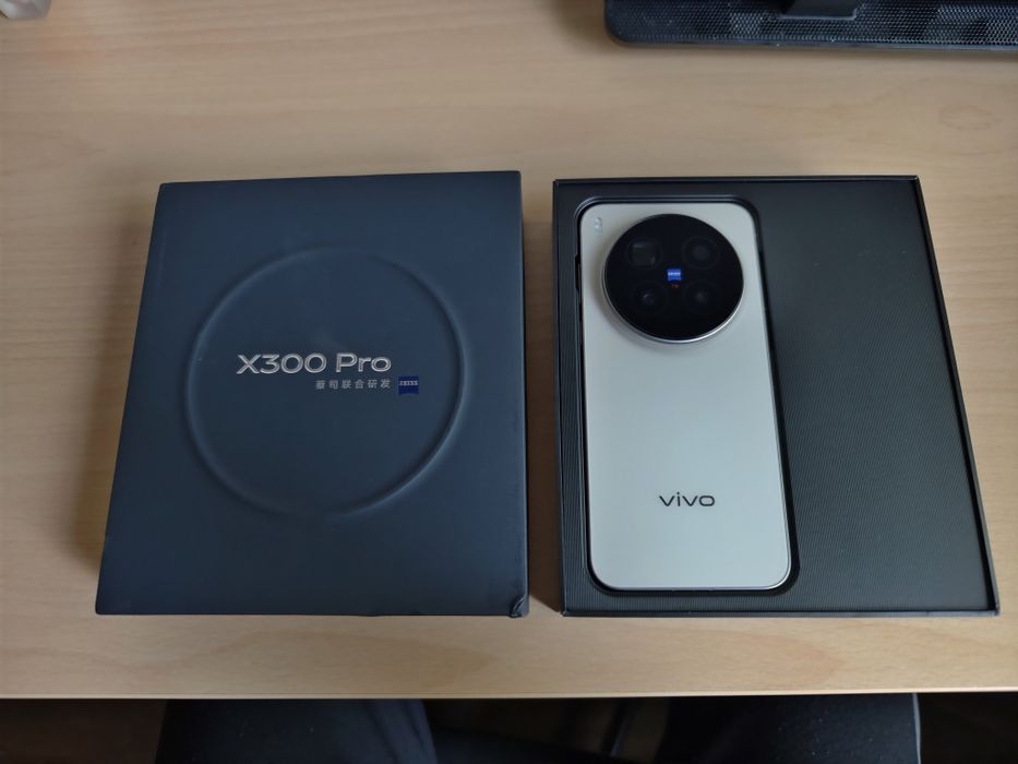 Vivo X300 Pro 16/512gb - ПЕРФЕКТЕН!