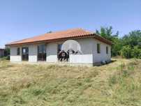 Продавам къща в с.Храброво, обл. Добрич, площ 140 кв.м