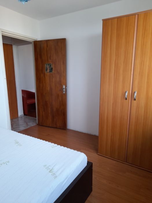 Inchiriez apartament 2 camere