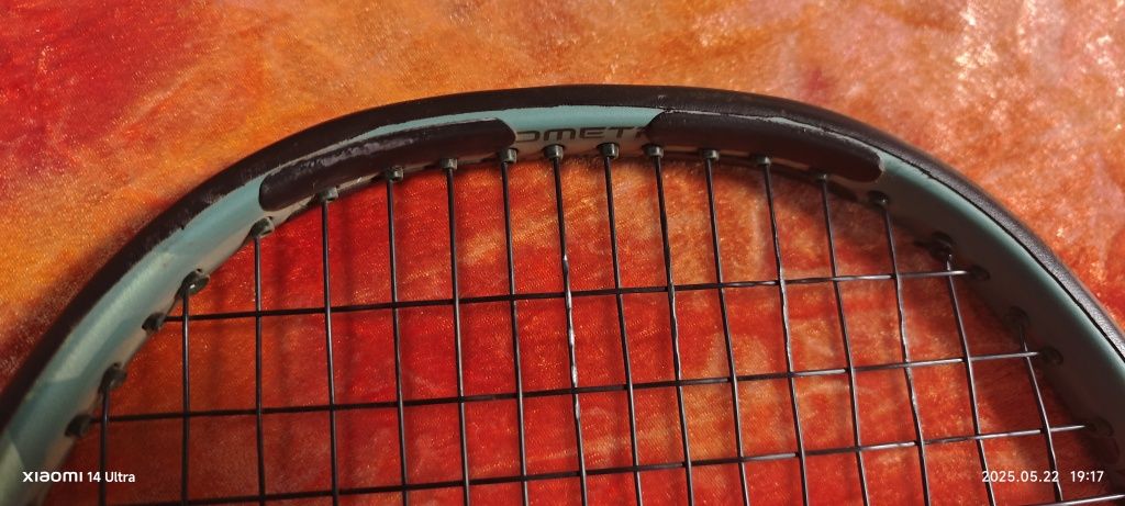 Тенис ракета Модел YONEX PERCEPT 97H
1 бр много малко ползвана, почти