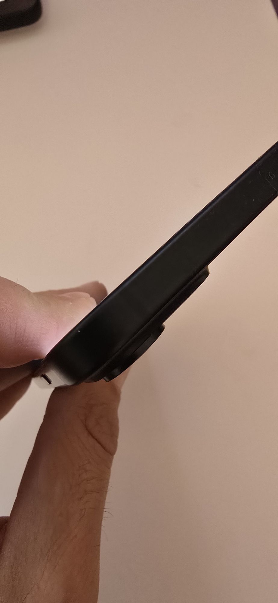Iphon 15 98% батерия, 132 цикъла на 5 месеца.