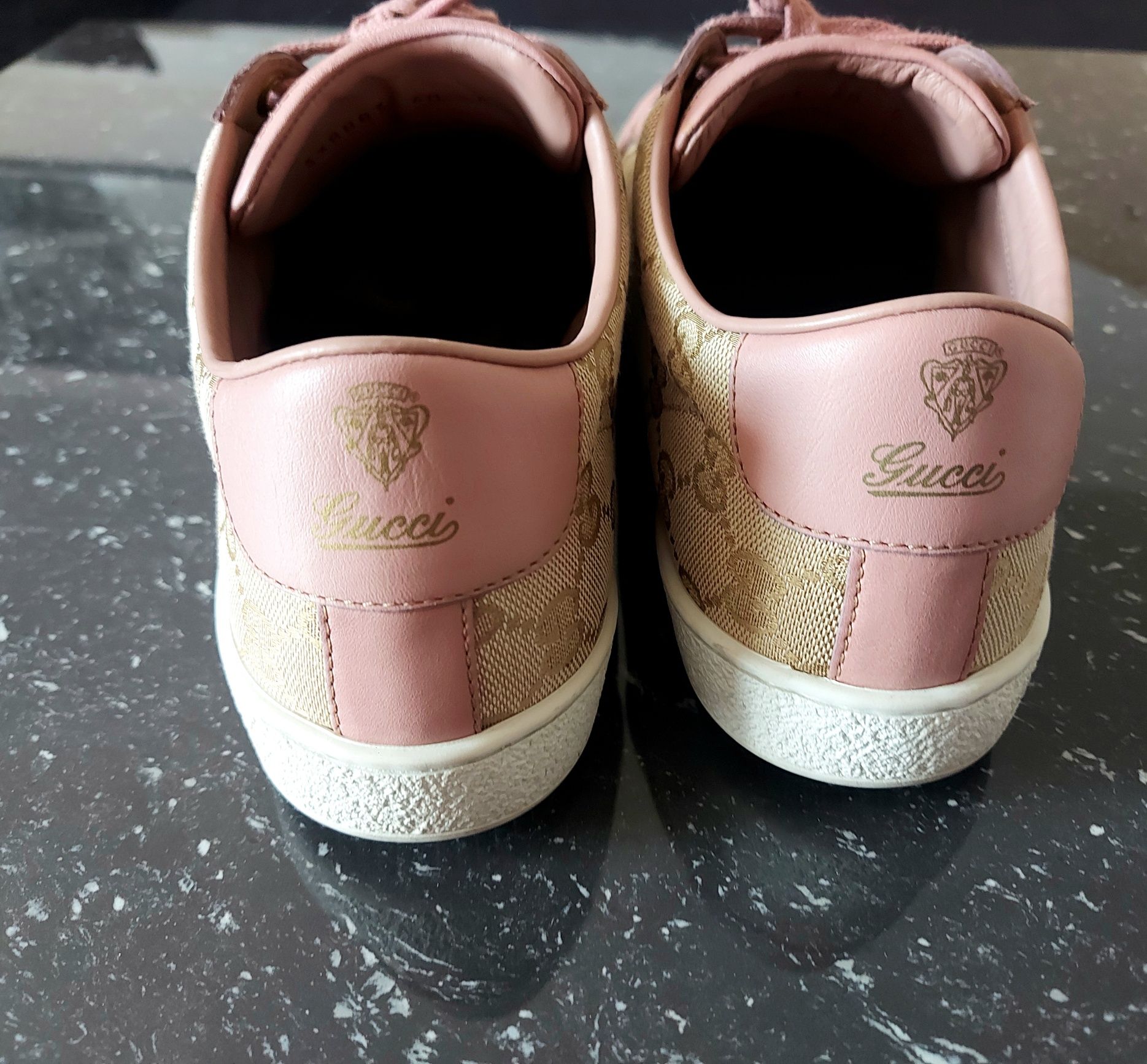 Gucci ,40 номер,стелка 25.5, дамски обувки ,оригинал