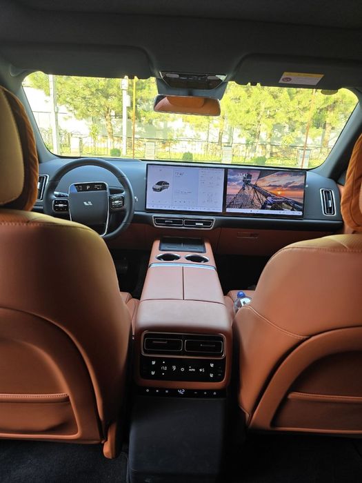 продаётся Lixiang Li6 в отличном состоянии