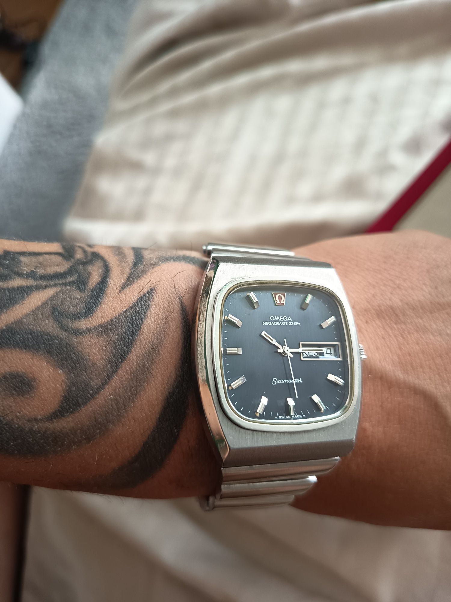 Omega Seamaster Megaquartz