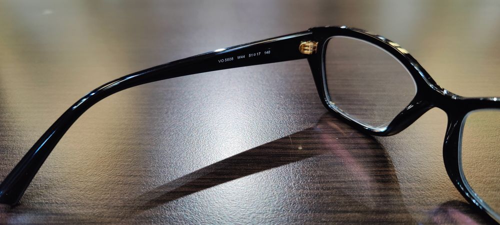 Ochelari dama ,vedere +2,marca Vouge,noi
