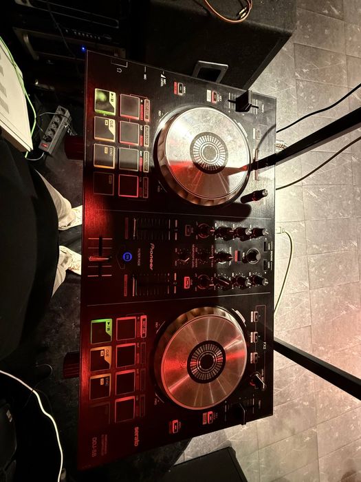 DDj-sb сатылади вахаси 2 млн