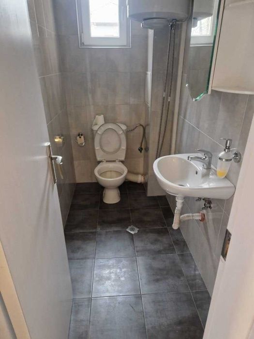 Дава се под наем Тристаен апартамент в София, Център - 102 кв.м за 612 € - Снимка #6