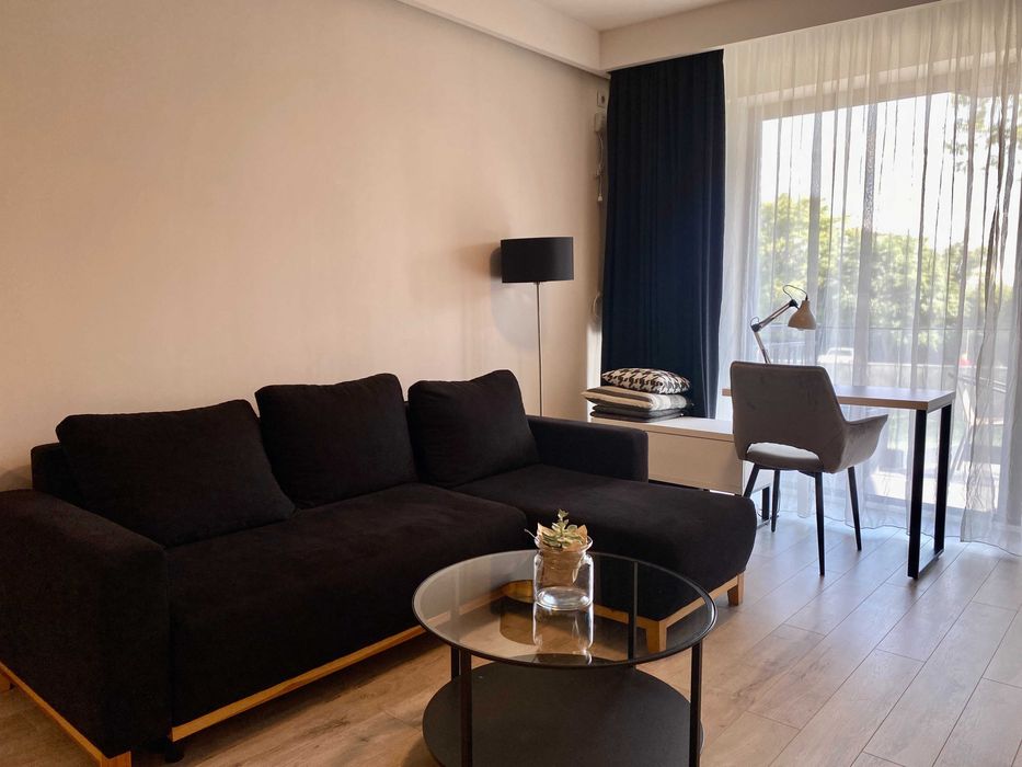 Apartament de lux, 2 camere cu parcare - zona Centrala