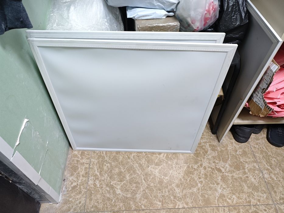 Светильники потолочные светодиодные панели