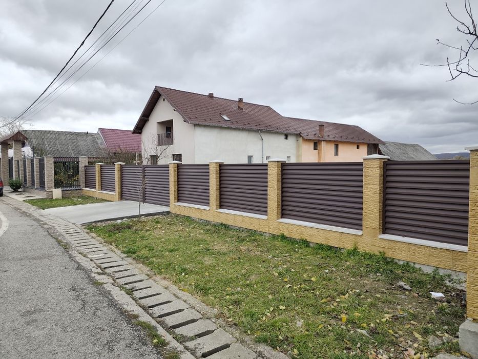 Panouri tip jaluzea metalic – modern, elegant, maro închis și alte