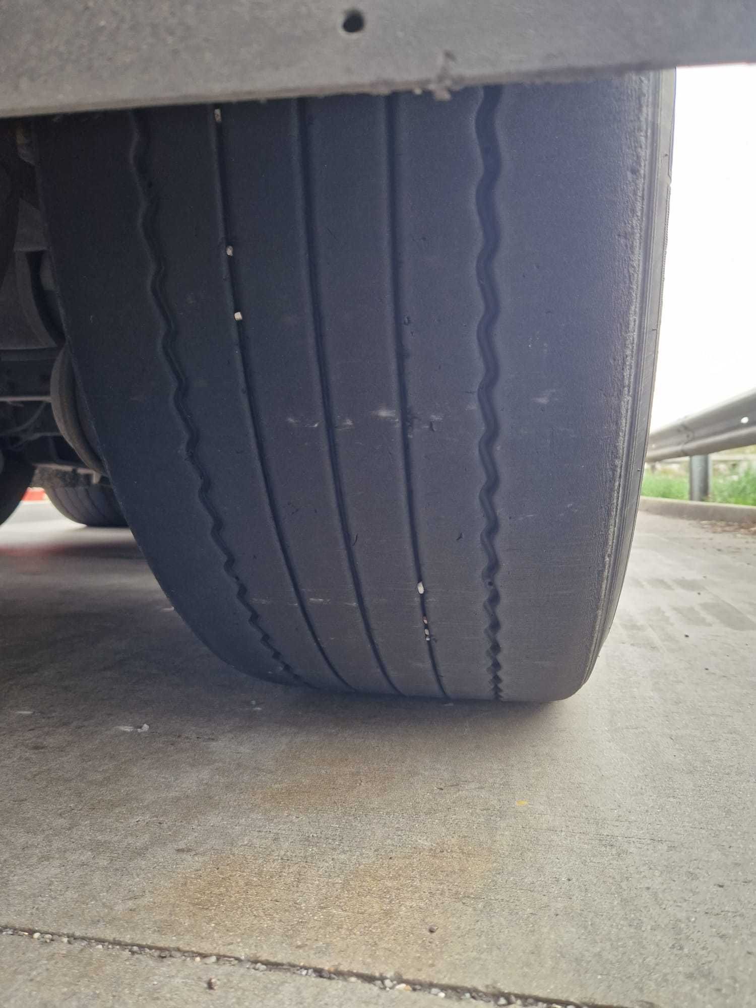 Semiremorca Schmitz Varios 385/55/r22.5 din 2014.