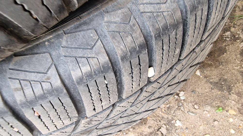 Anvelope iarna Dacia Duster 215 65 R16 DOT 2022