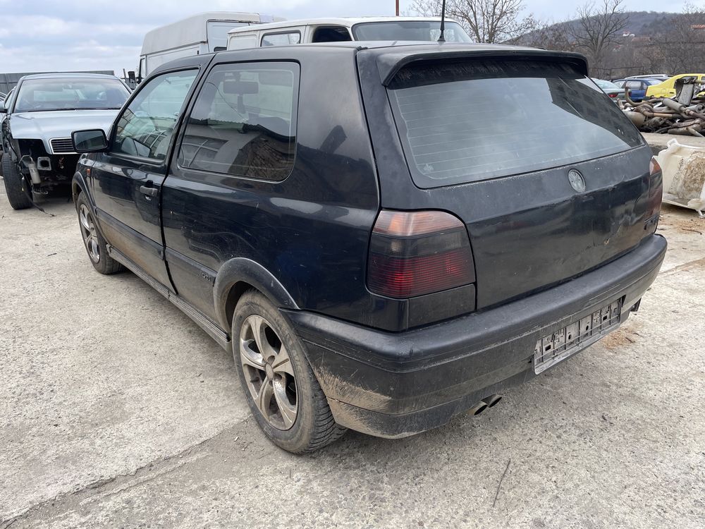 Vw Golf 3 2.0 115кс 1997 на части