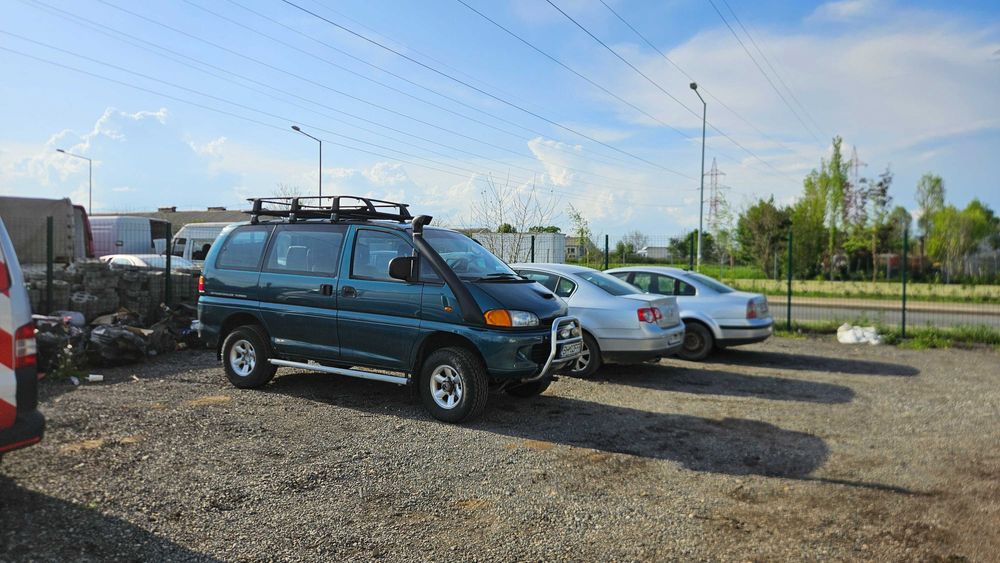 REZERVAT - Mitsubishi L400 Delica 4x4 Space Gear expedition