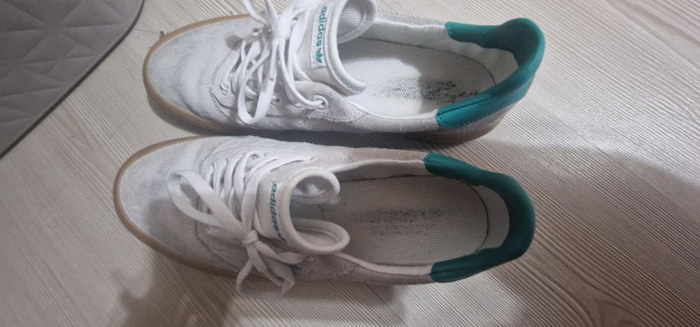 Adidasi Adidas originali