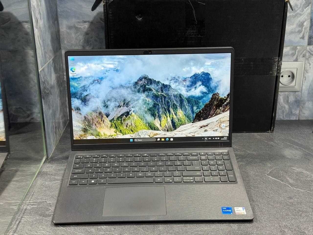 Dell Vostro 3420 / i5 1235U (10 ядер) 16Gb / 256Gb SSD NVMe FullHD/IPS