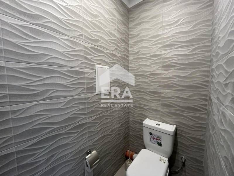 Продава се Магазин в София, Витоша - 111 кв.м за 2693 €/кв.м - Снимка #4