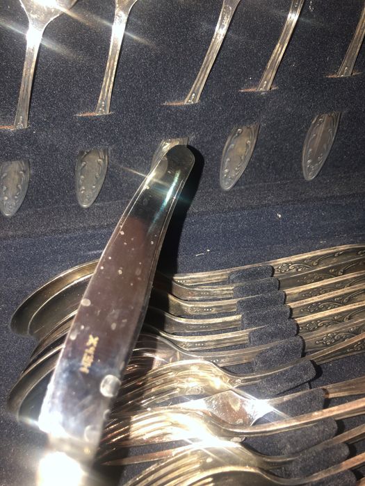 Антикварен комплект за хранене