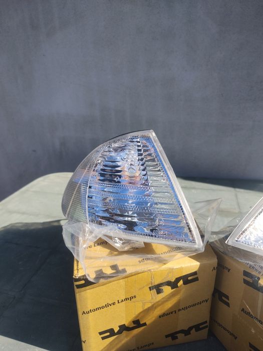 Предни мигачи БМВ е46 преди фейса