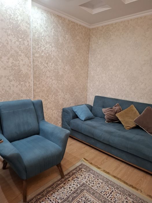 Продаётся красивый диван