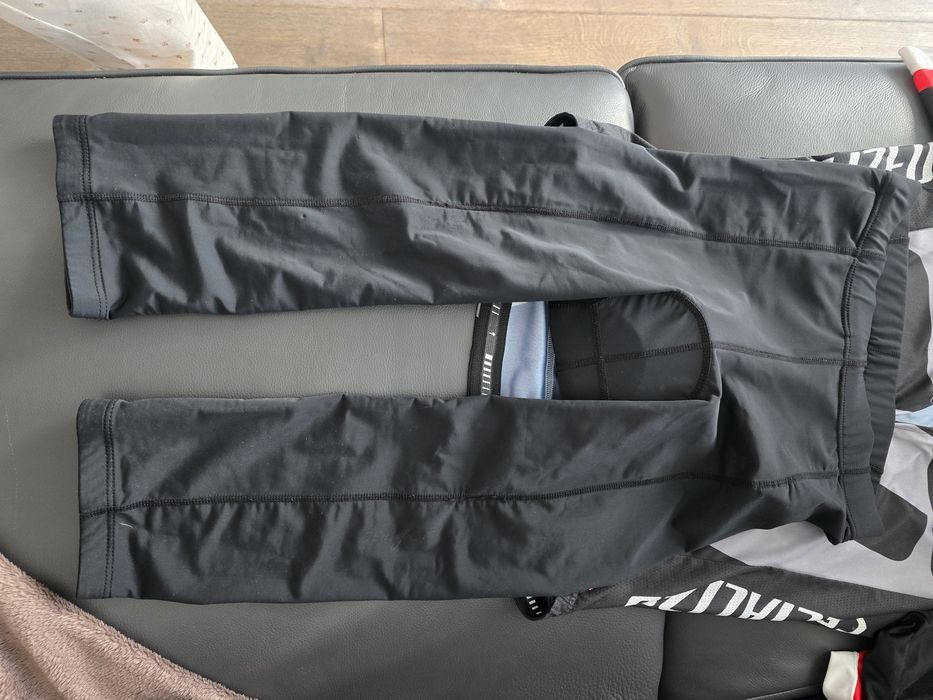 Tricou  Endura și pantaloni