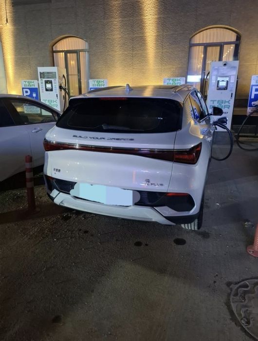 Продаётся Автомобил