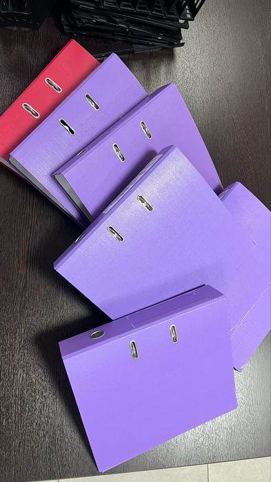 Продаю папки-регистры 7 см