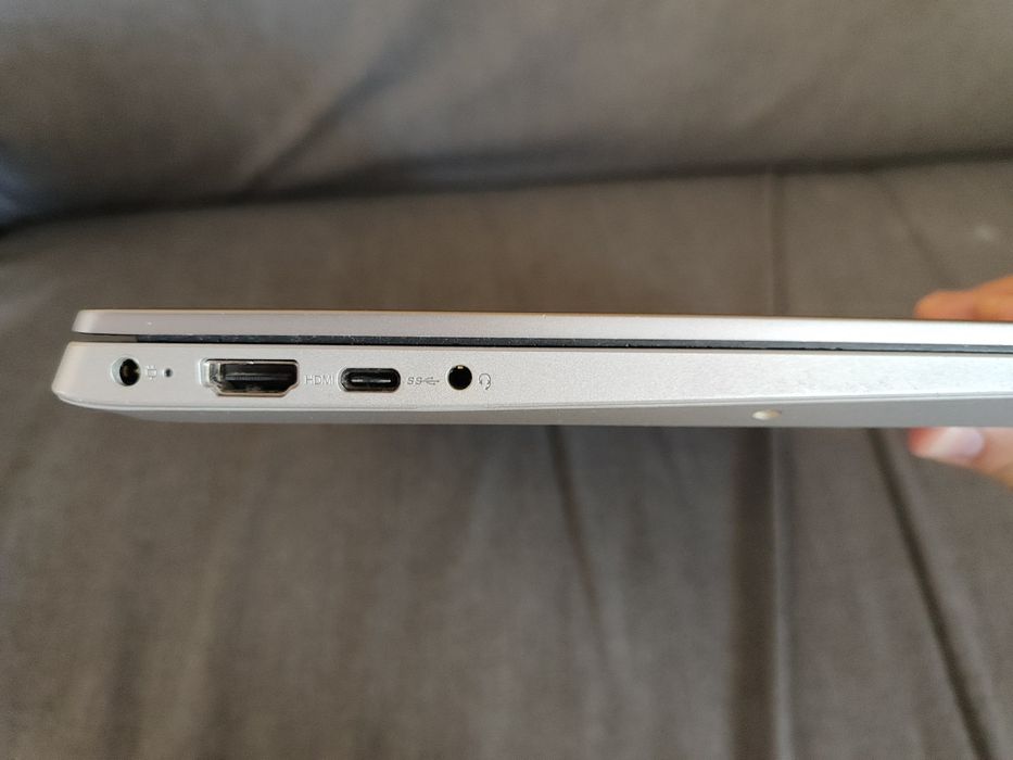 Лаптоп Lenovo s340