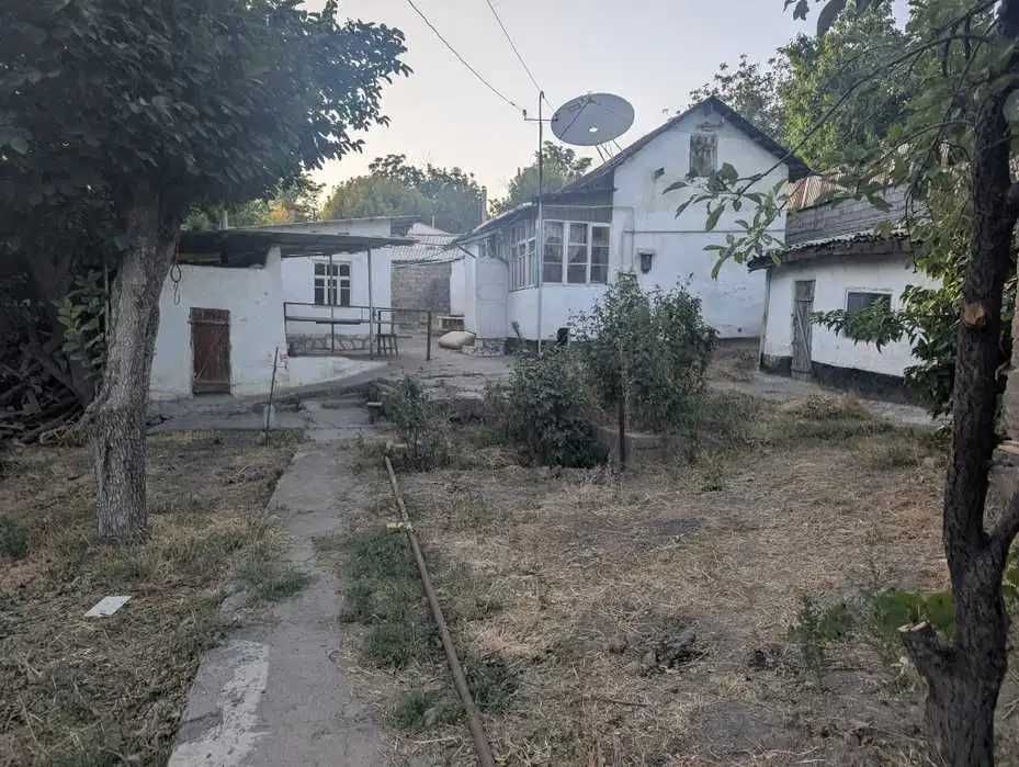 Ховли сотилади/Продаётся участка
