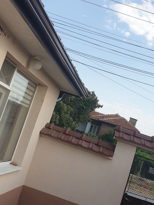 Ремонт на покриви,Хидроизолация,Тенекеджийски услуги,Навеси,Нови покри