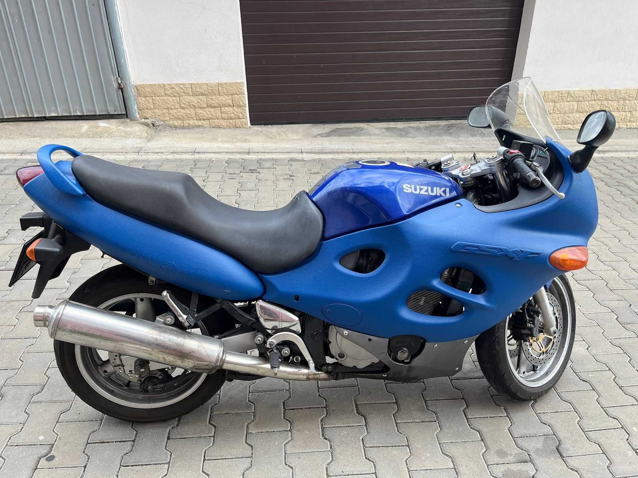 Vand motocicletă Suzuki GSX 600 F
