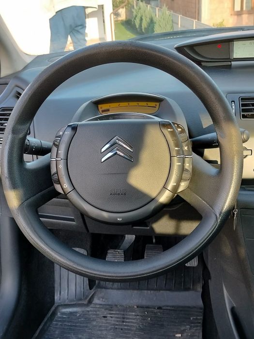 Citroen C4 1.6HDi Sedan 2009